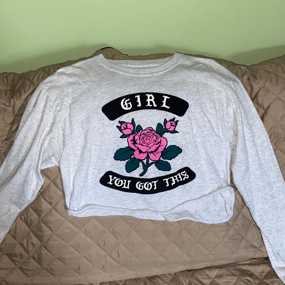 Gray graphic slogan shirt